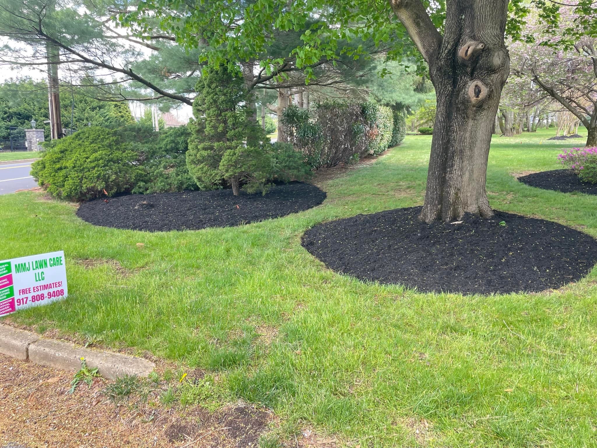 Stunning landscaping done by MMJ Lawncare LLC
